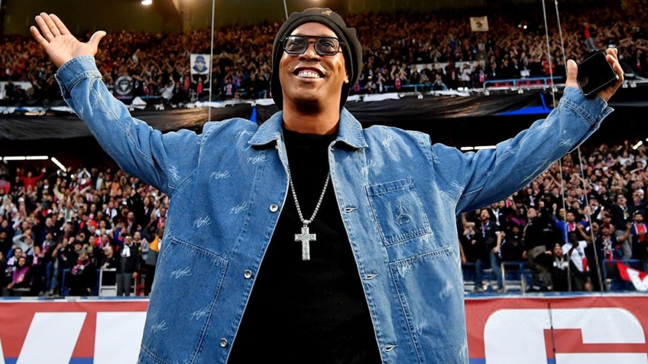 Ronaldinho Gaúcho anima web ao postar stories ao lado de Travis Scott