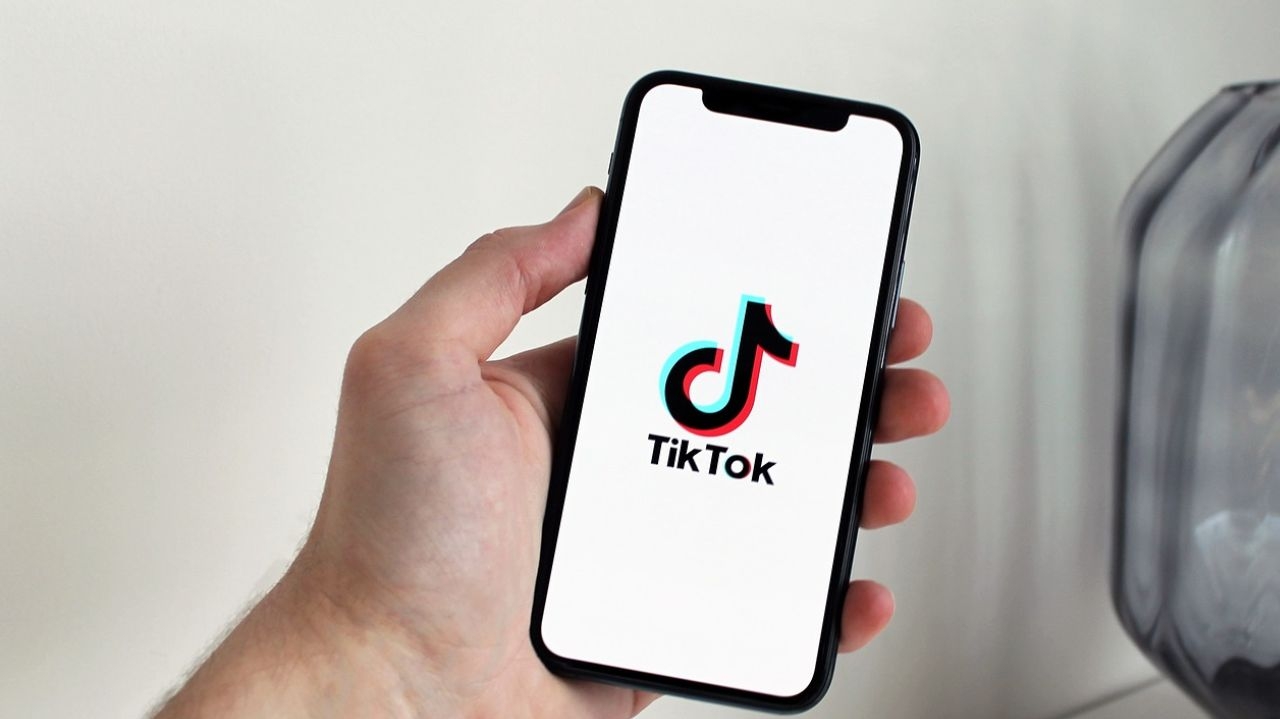 Trump cria conta no Tik Tok após tentar banir rede social do país