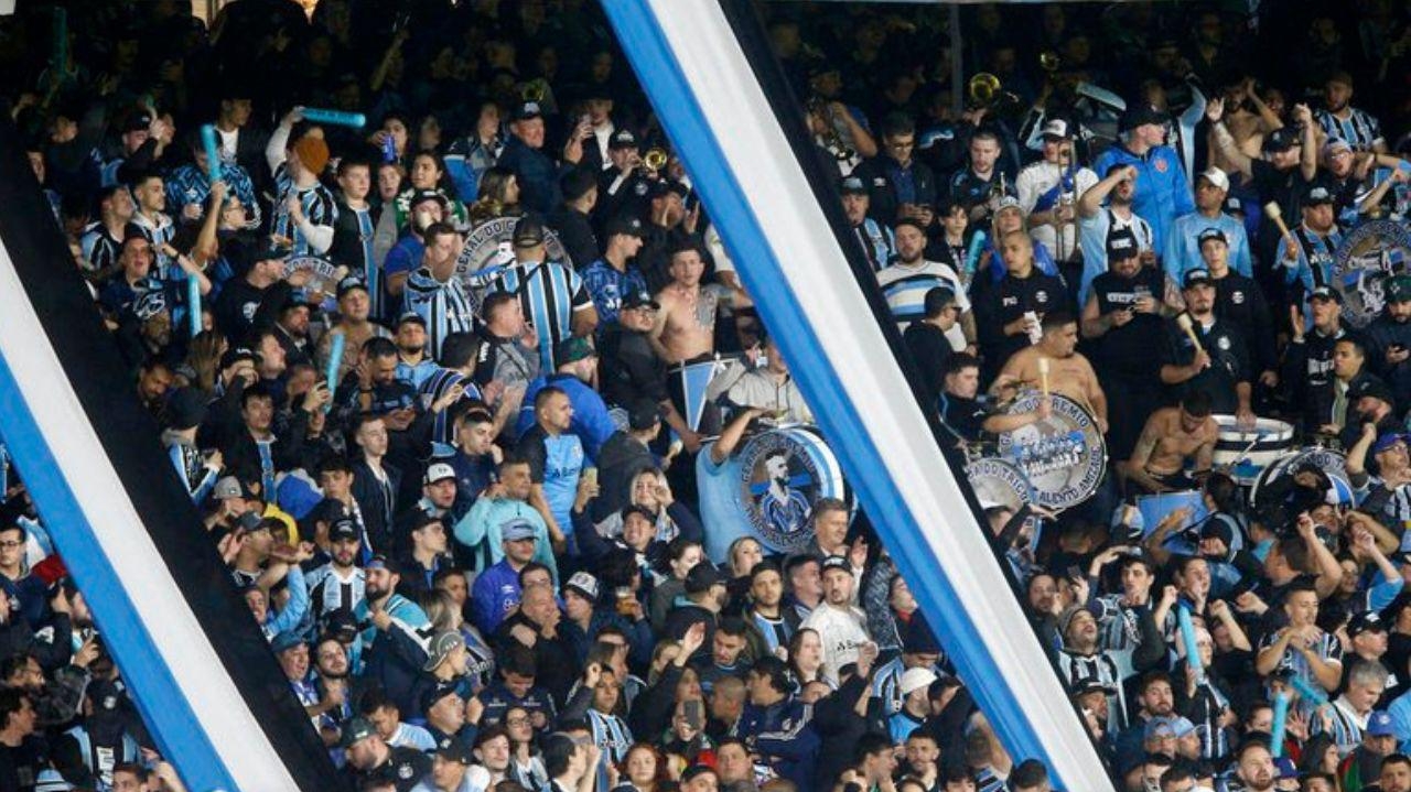 Torcida do Grêmio prepara grande festa para jogo contra Estudiantes na Libertadores