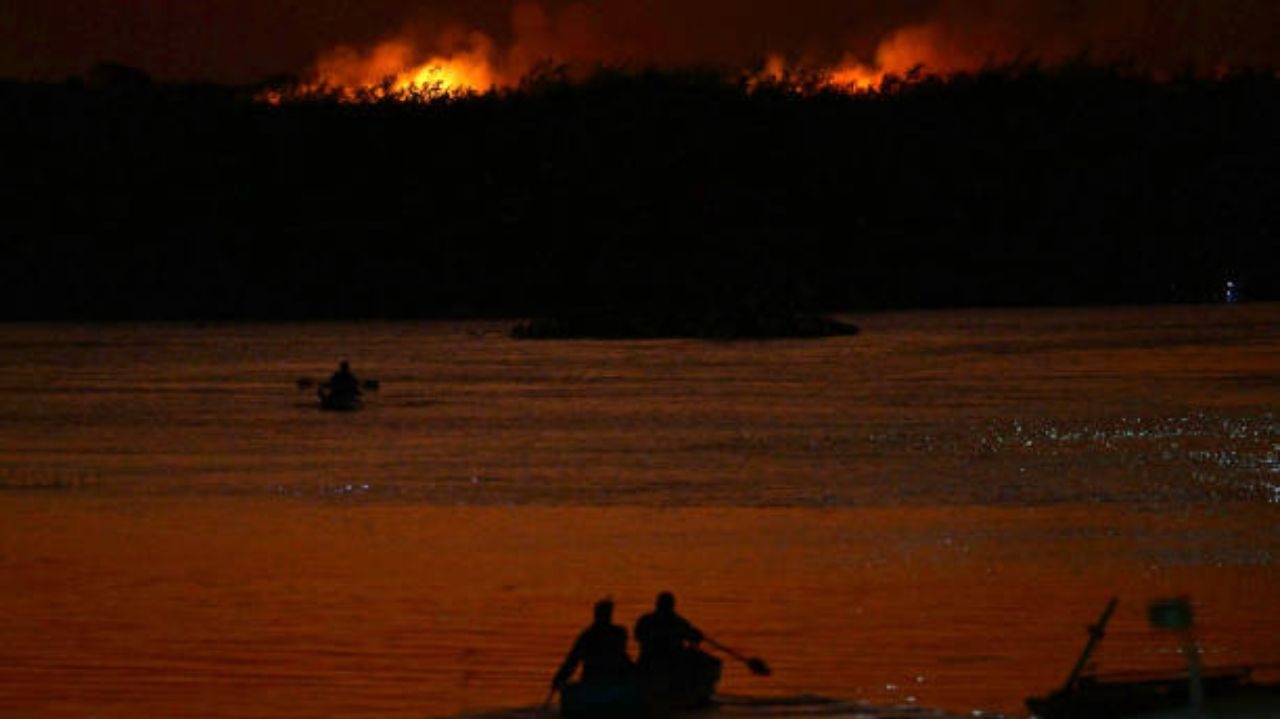 Pantanal/MS: Incêndio avança e moradores relatam problemas respiratórios