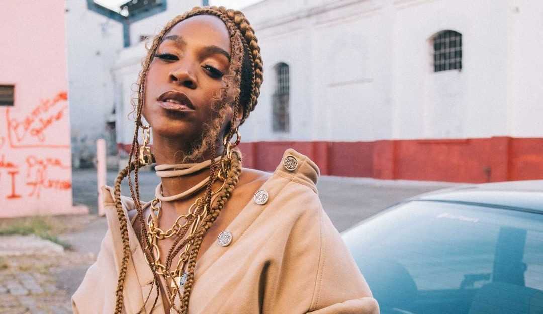 Karol Conká participa do “/Triangulando”/, de Thelma Assis