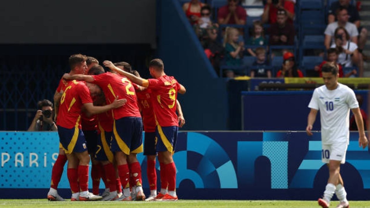 Espanha supera Uzbequistão na estreia do futebol masculino pelas Olimpíadas de Paris
