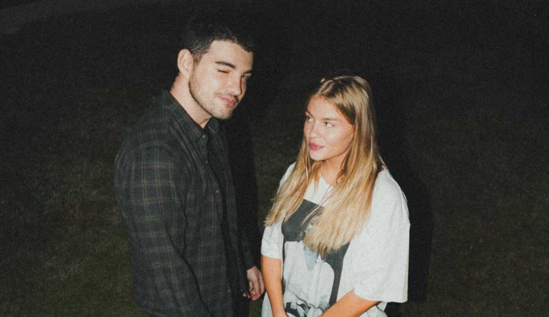 Em programa de Luisa Sonza, cantor Jão esclarece “/às vezes as pessoas me subestimam um pouco”/.