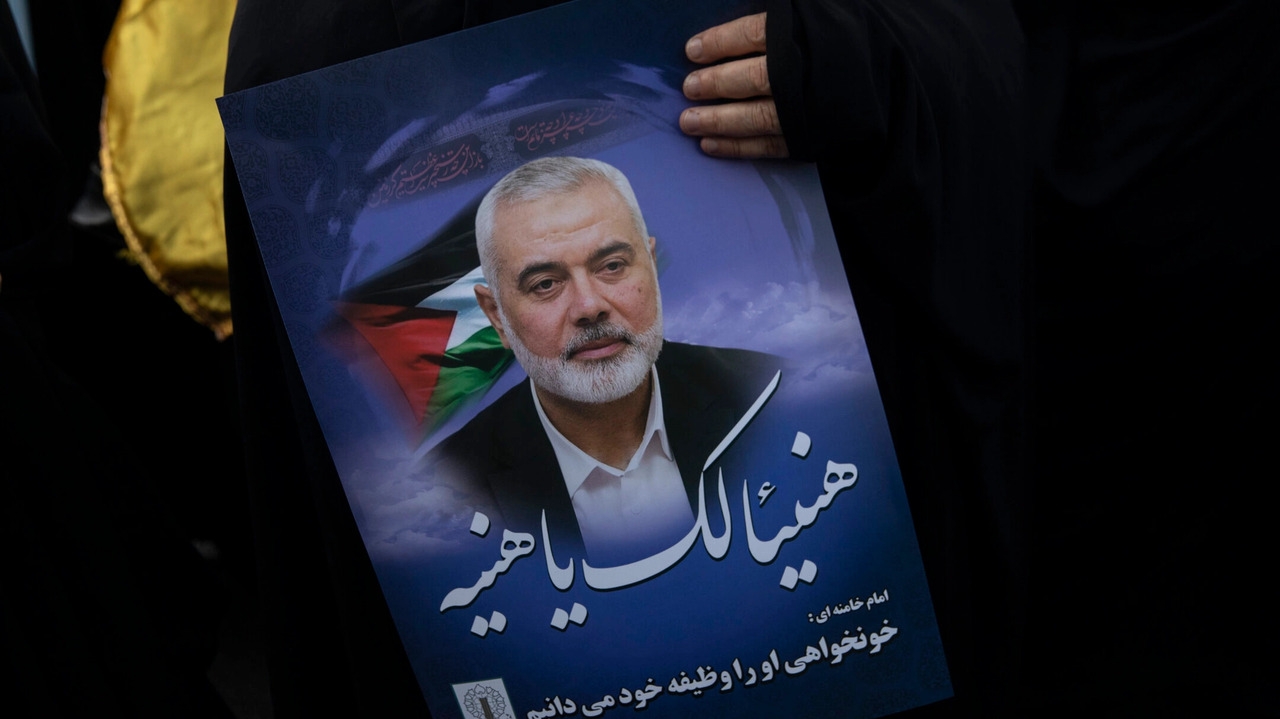Funeral de líder do hamas Ismail Haniyeh é marcado por ameaças a Israel