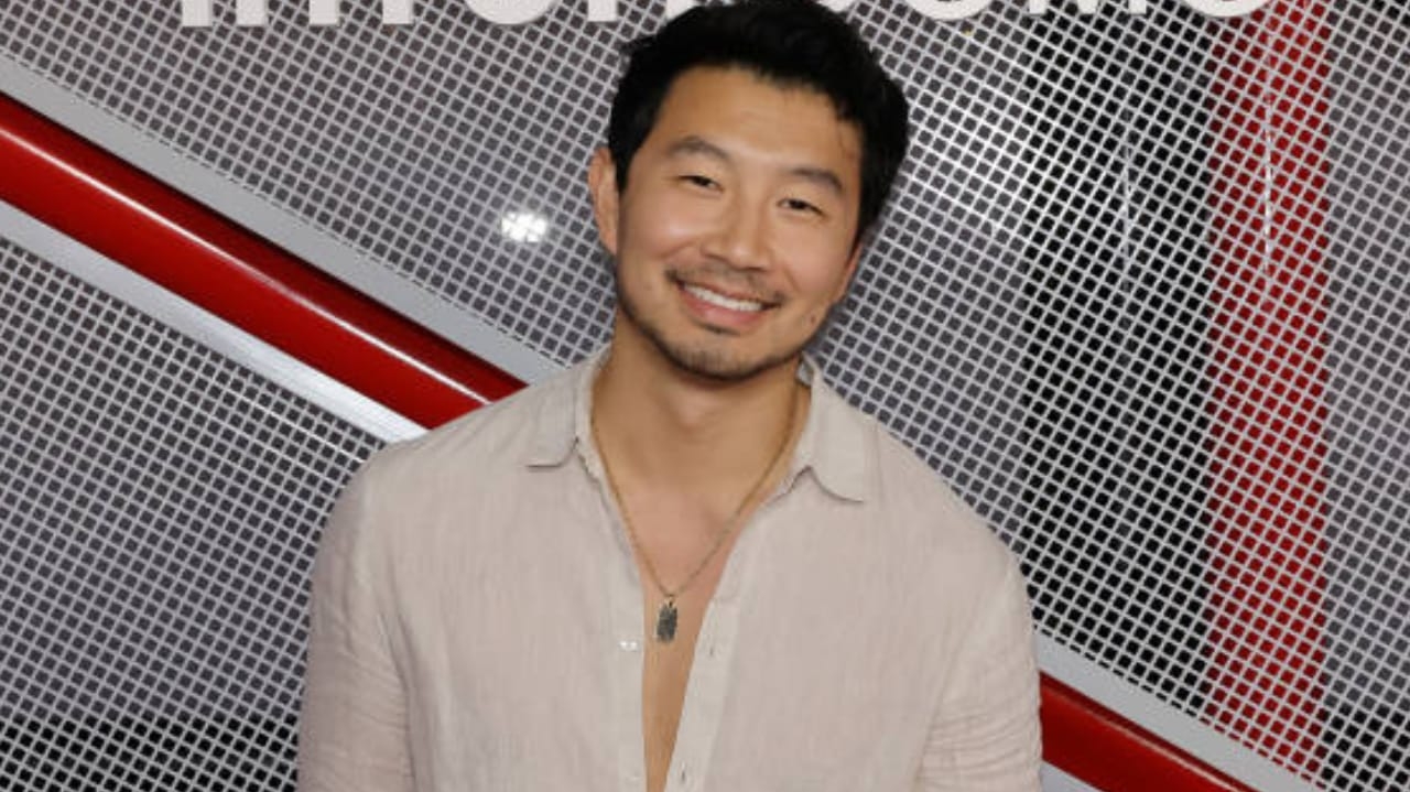 Simu Liu fala sobre a sequência de  “Shang-Chi e a Lenda dos Dez Anéis”