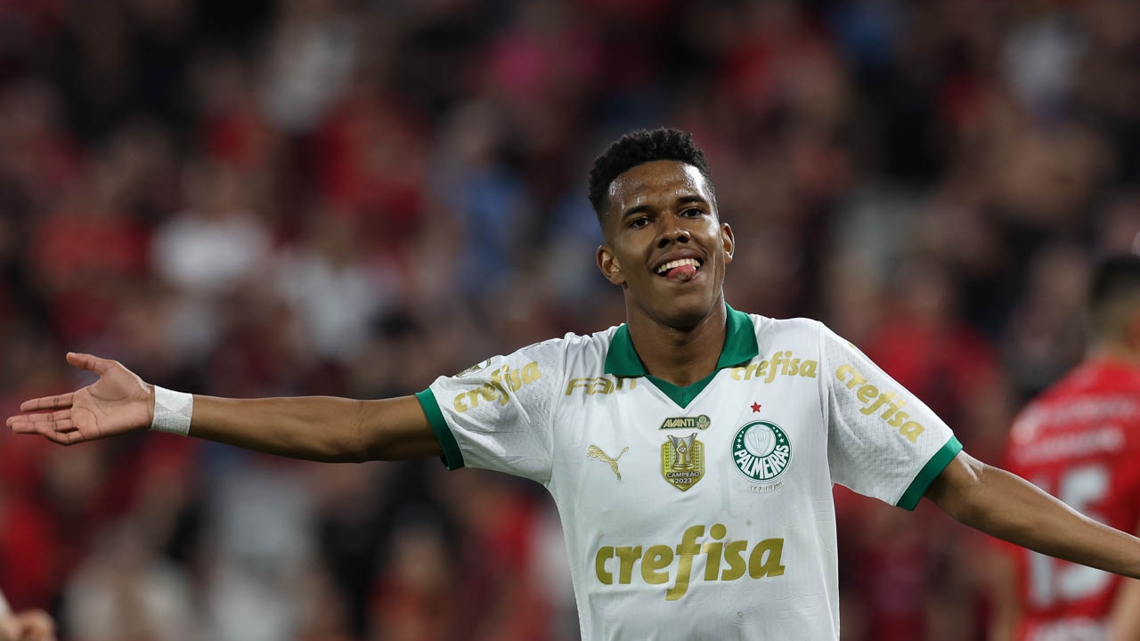 Botafogo, Flamengo e Palmeiras estão entre os 100 clubes mais caros do mundo