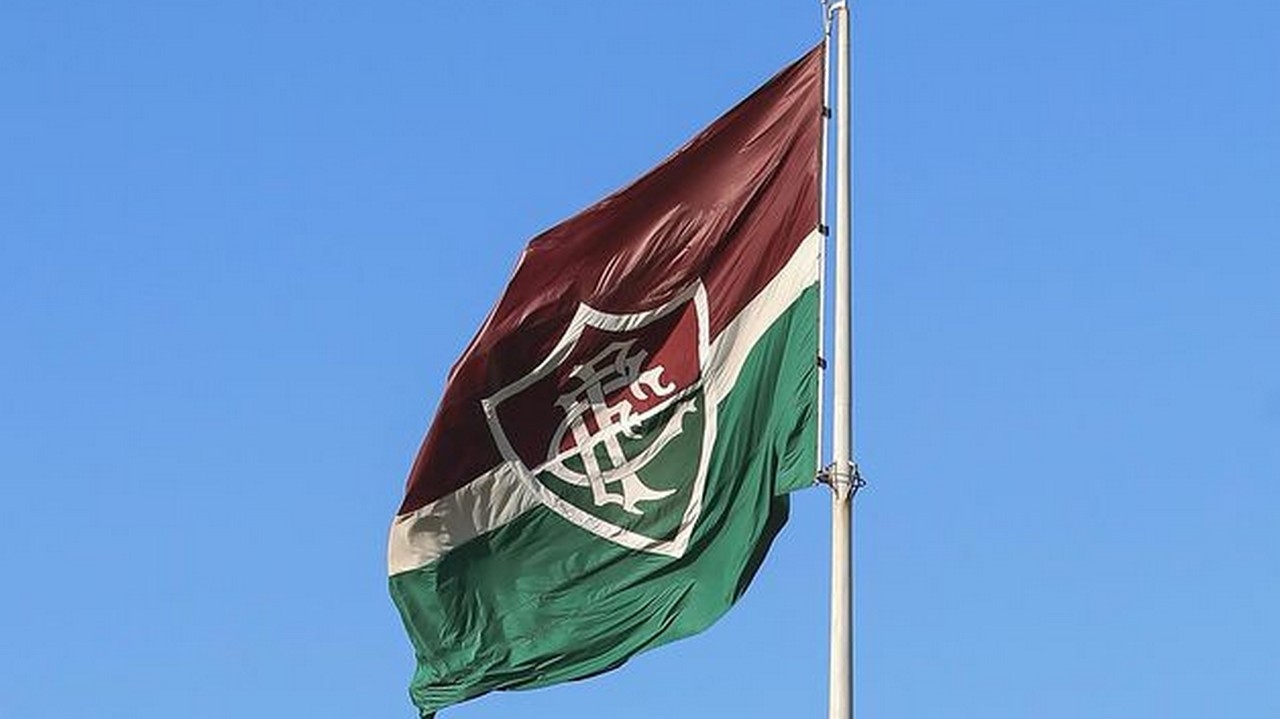 Fluminense integra o grupo de clubes com melhor saldo em negociações na década