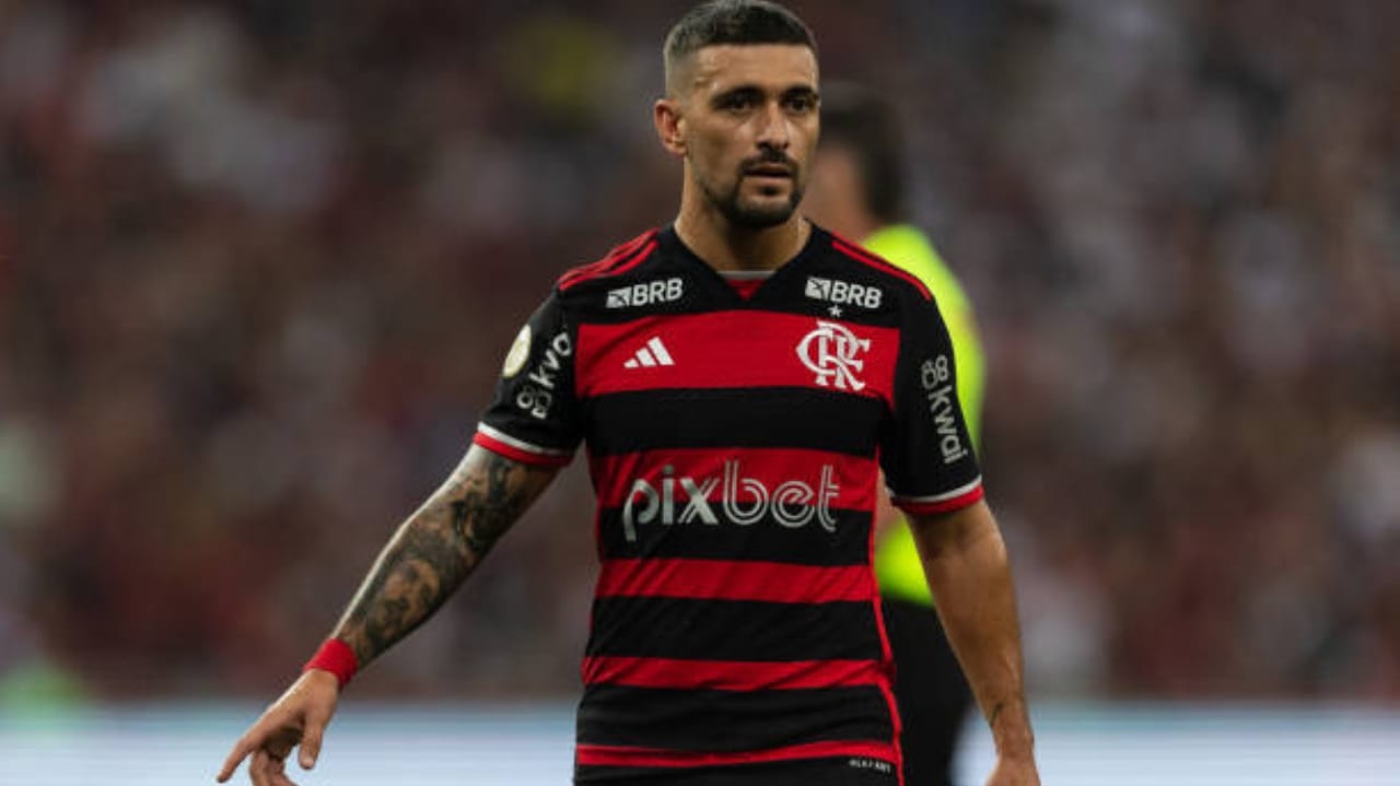 Arrascaeta se manifesta após derrota do Flamengo para o Peñarol