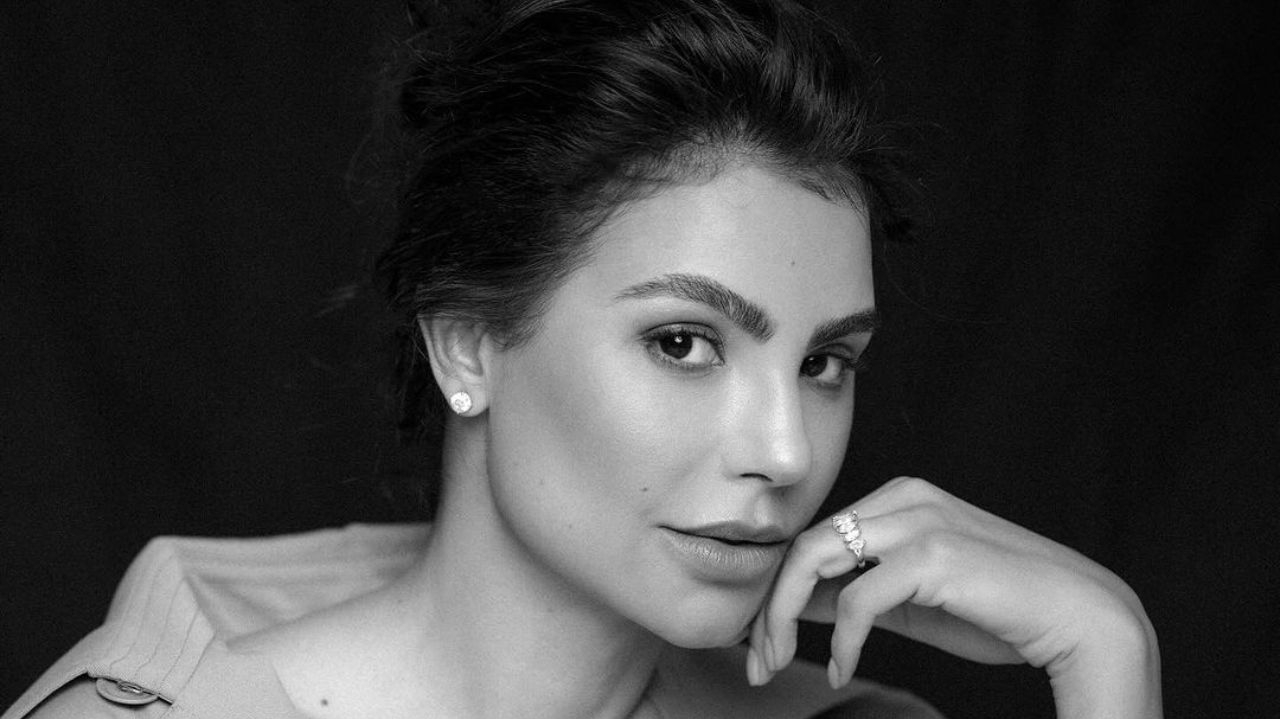 Cíntia Chagas pede paz e desabafa sobre divórcio nas redes sociais