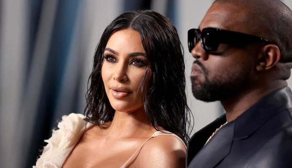 Kim Kardashian aparece vestida de noiva em clipe de Kanye West