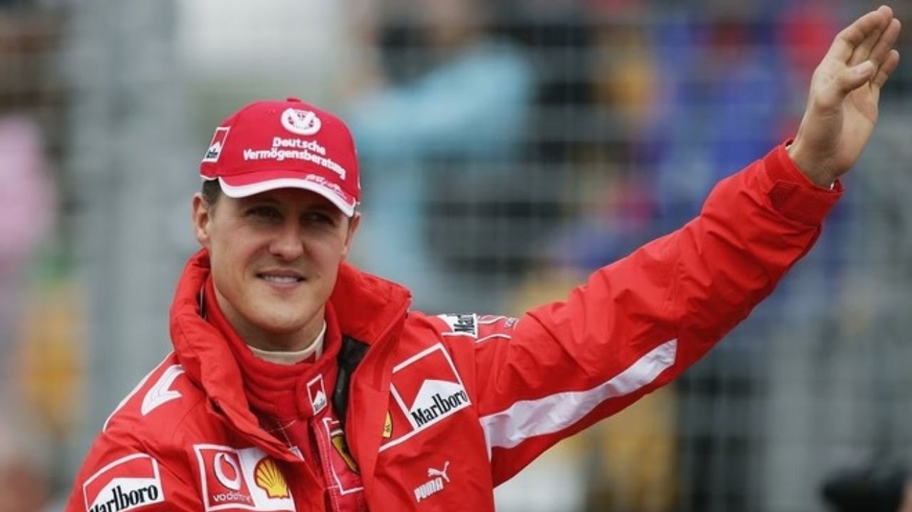 Michael Schumacher marca presença no casamento da filha