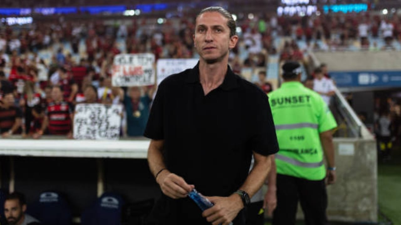 Filipe Luís fala sobre estreia no Flamengo diante do Corinthians