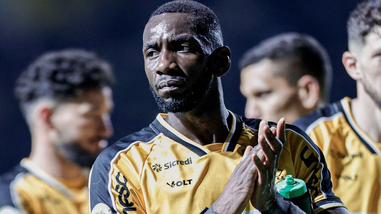 Bem-visto no mercado nacional, Bolaise, do Criciúma, é monitorado por outros clubes