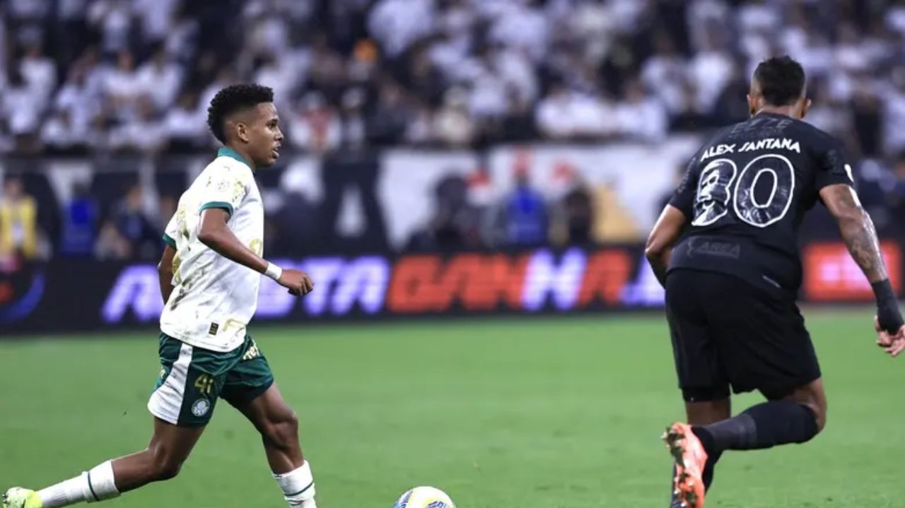 Após derrota em clássico, Palmeiras precisa repetir feito histórico para ser campeão