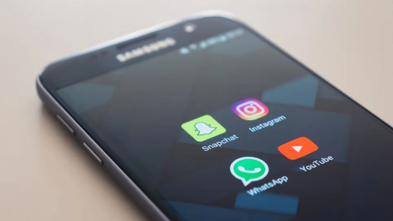 Austrália deve proibir acesso à redes sociais para menores de 16 anos