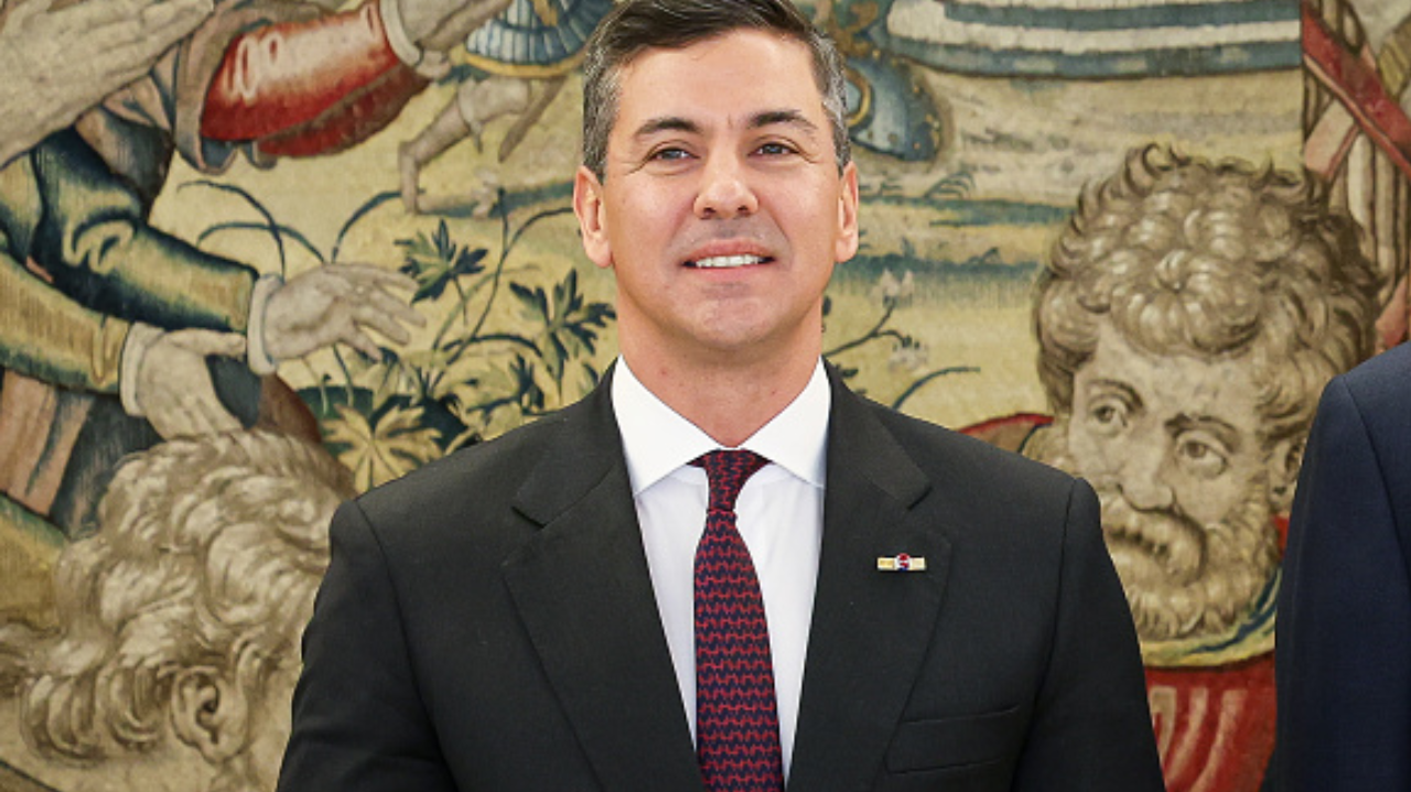 Presidente do Paraguai, Santiago Peña, é internado no Rio de Janeiro com dores no peito