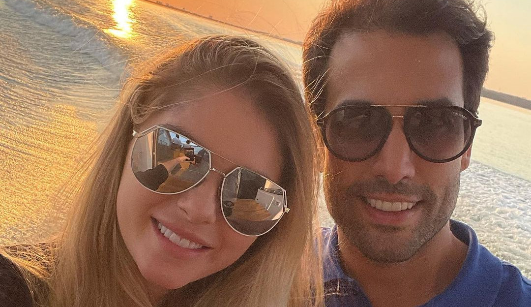 Bárbara Evans e Gustavo Theodoro estão esperando gêmeos