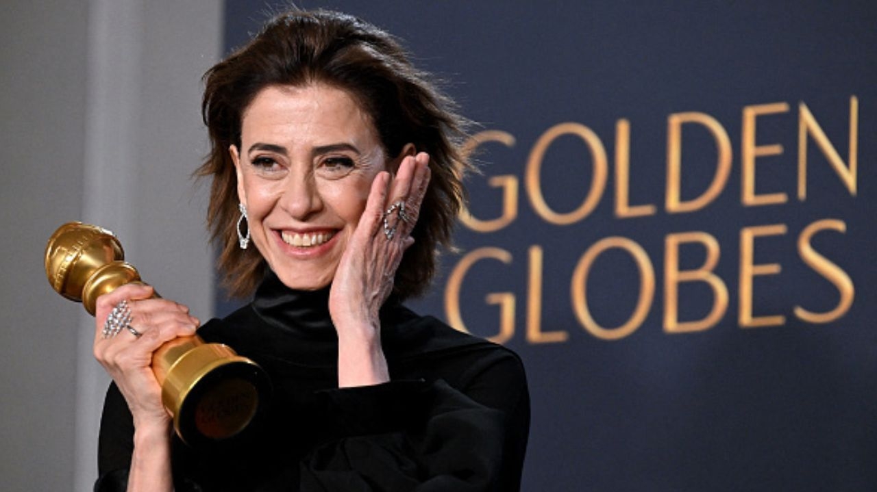 Globo de Ouro: Fazendo história, Fernanda Torres vence a categoria Melhor Atriz em Filme de Drama