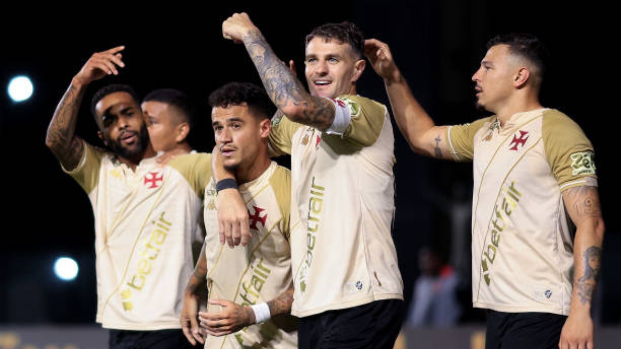 Vegetti se diz satisfeito no Vasco e revela que não pretende deixar o clube tão cedo