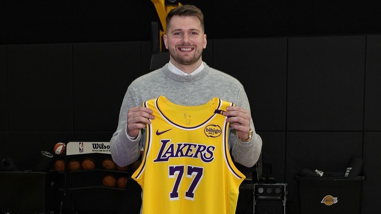 Luka Doncic é apresentado oficialmente pelo Los Angeles Lakers