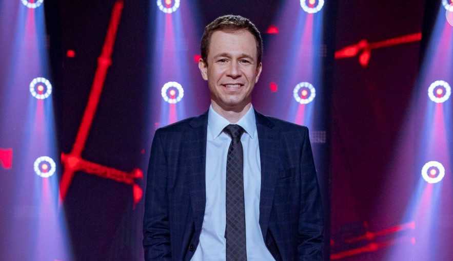 Tiago Leifert rebate especulações sobre sua saída da Globo