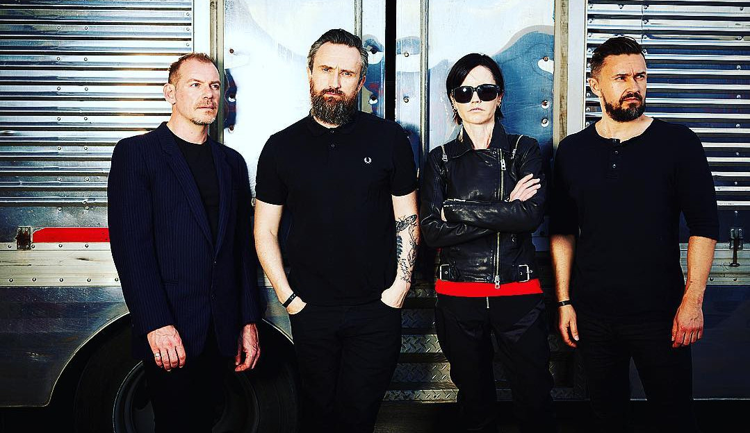 Músicos da banda “/Cranberries”/ lançam tributo à Dolores O”/Riordan