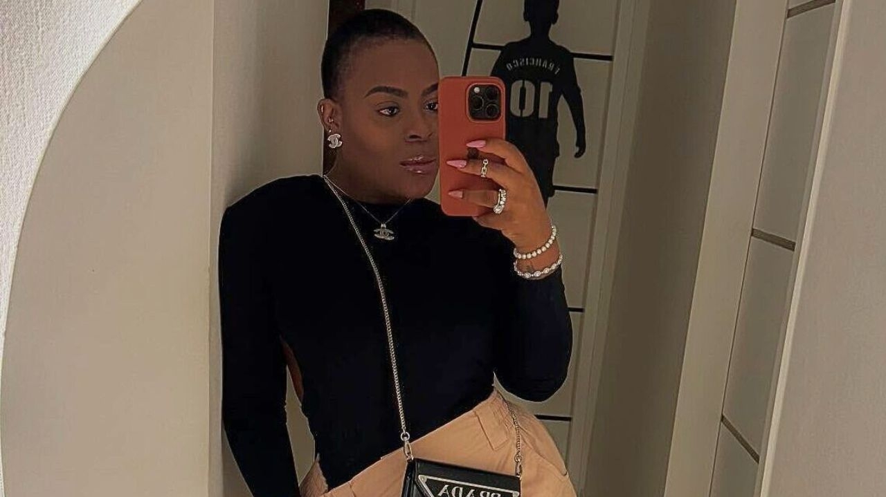 Jojo Todynho comenta em redes sociais sobre cirurgia nas pernas