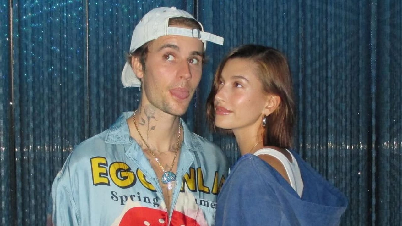 Justin e Hailey Bieber são fotografados deixando restaurante em meio a crise conjugal