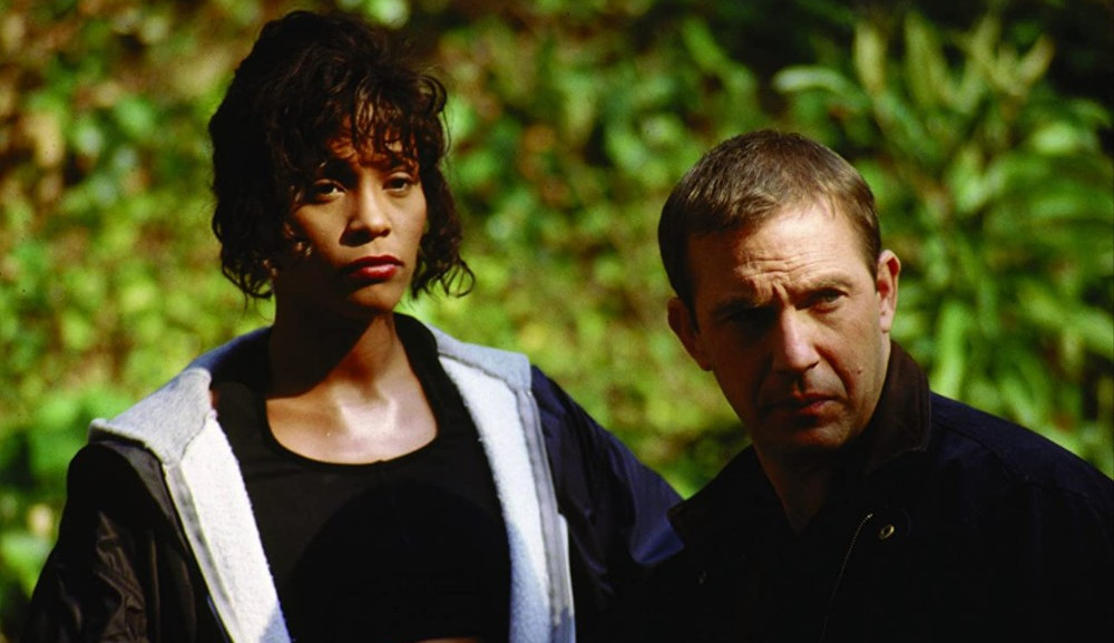 O Guarda-Costas, filme com Whitney Houston, ganhará remake