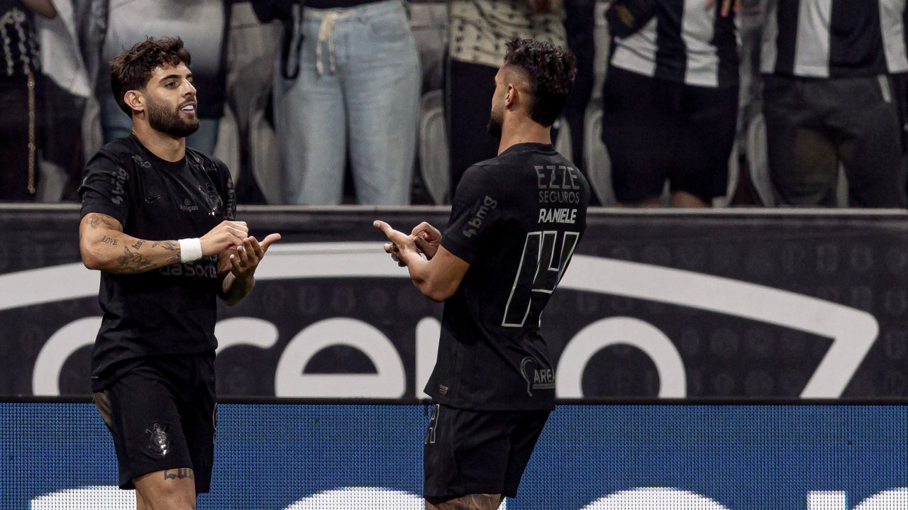 Corinthians supera Vasco jogando em casa e vence a primeira no Campeonato Brasileiro