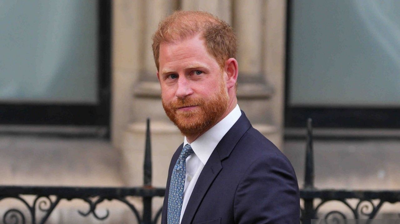Príncipe Harry vai a Londres para recuperar sua segurança policial no Reino Unido
