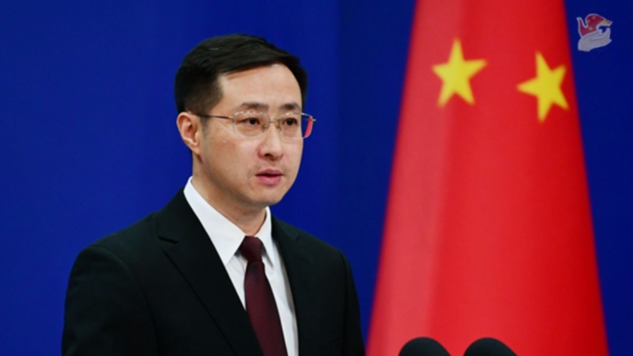 Comunicado chinês alerta risco à população sobre viagens para os Estados Unidos