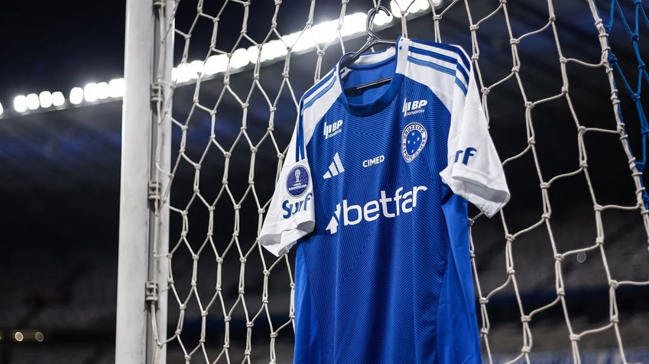 Cruzeiro afunda em nova derrota no Mineirão