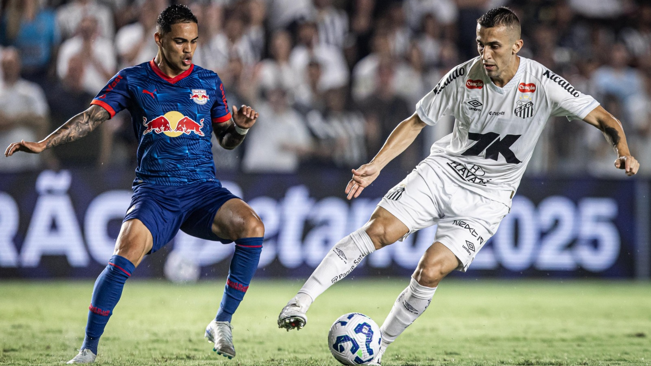 Sob olhares de Neymar, Santos perde para o Bragantino na Vila Belmiro