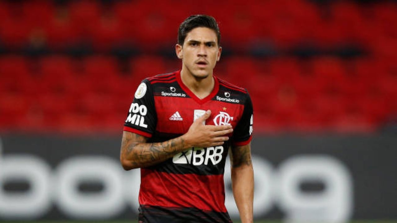 Renovação de Pedro com Flamengo avança devido a bons resultados do jogador em 2025