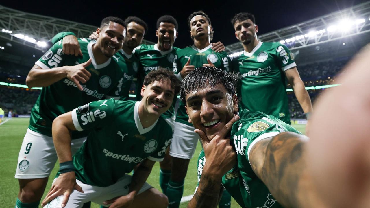 Palmeiras vence Bolívar, mantém 100% e garante liderança geral da Libertadores