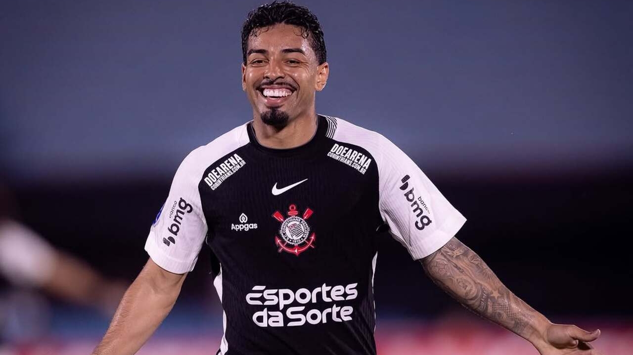 Corinthians vence o Racing-URU e garante sobrevida na Sul-Americana