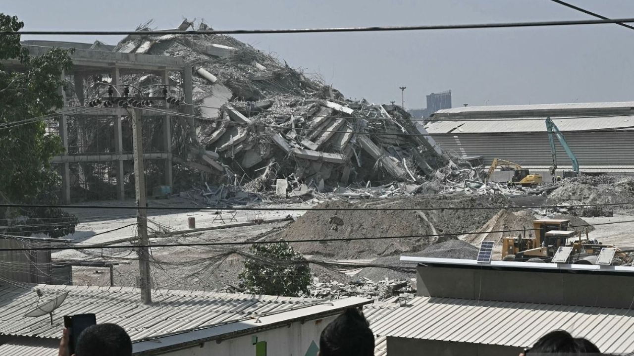 Após tremor, treze pessoas se entregam por colapso de prédio na Tailândia