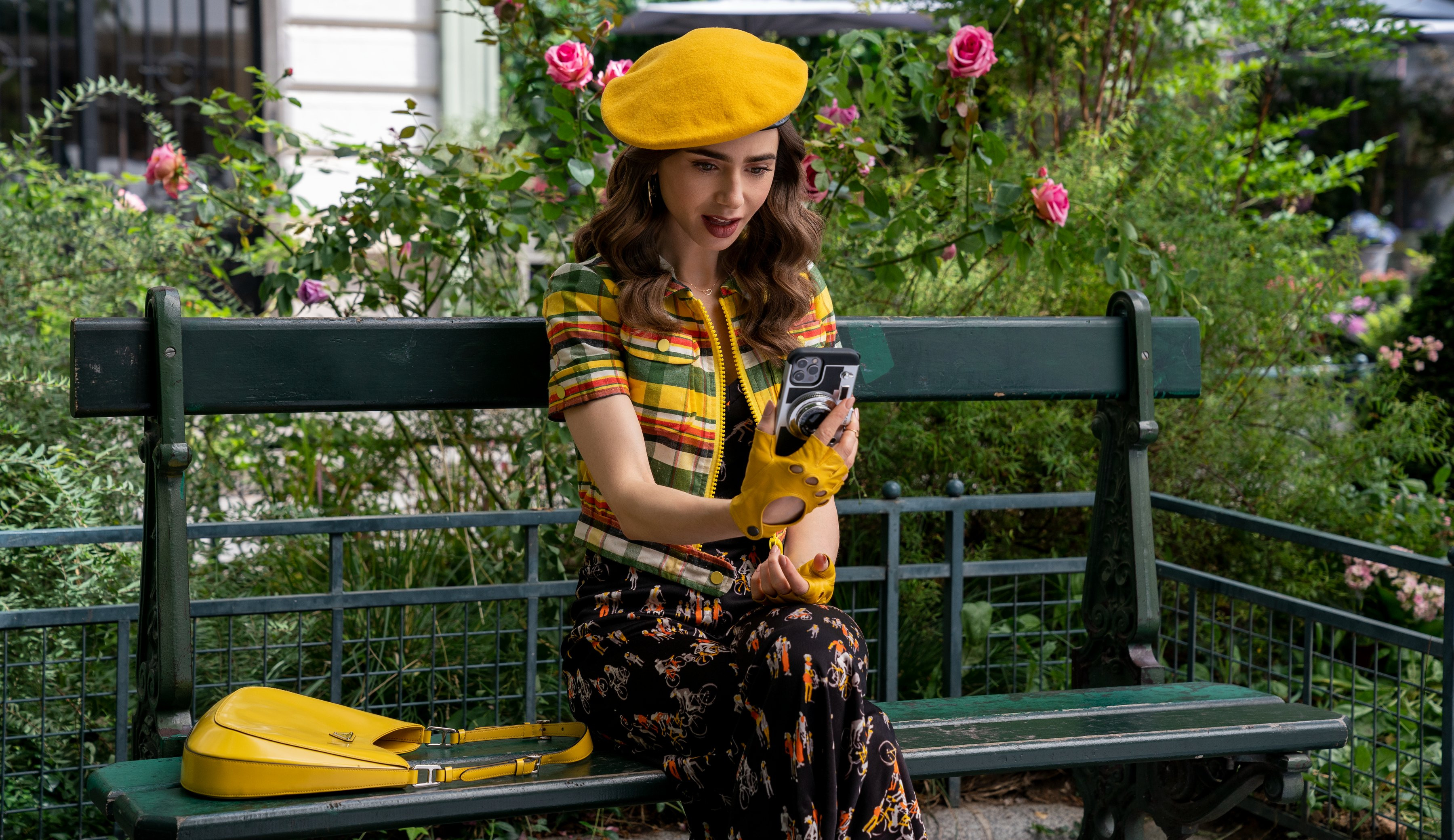 Emily em Paris: Netflix divulga imagens da segunda temporada