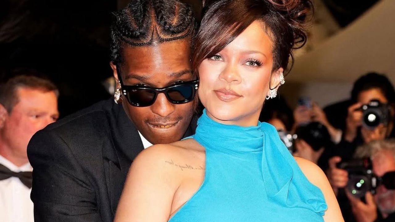 Rihanna exibe gravidez em Festival de Cannes