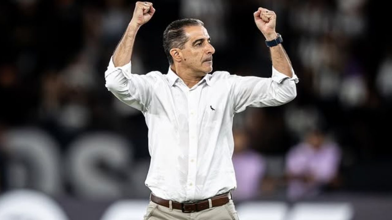 Renato Paiva comenta sobre golaço sofrido pelo Botafogo