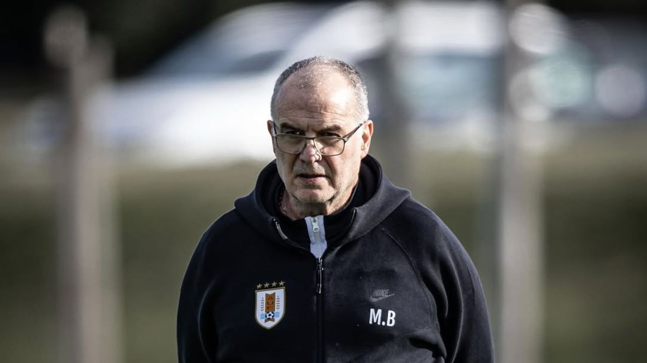 Marcelo Bielsa divulga lista da seleção uruguaia para eliminatórias da Copa do Mundo