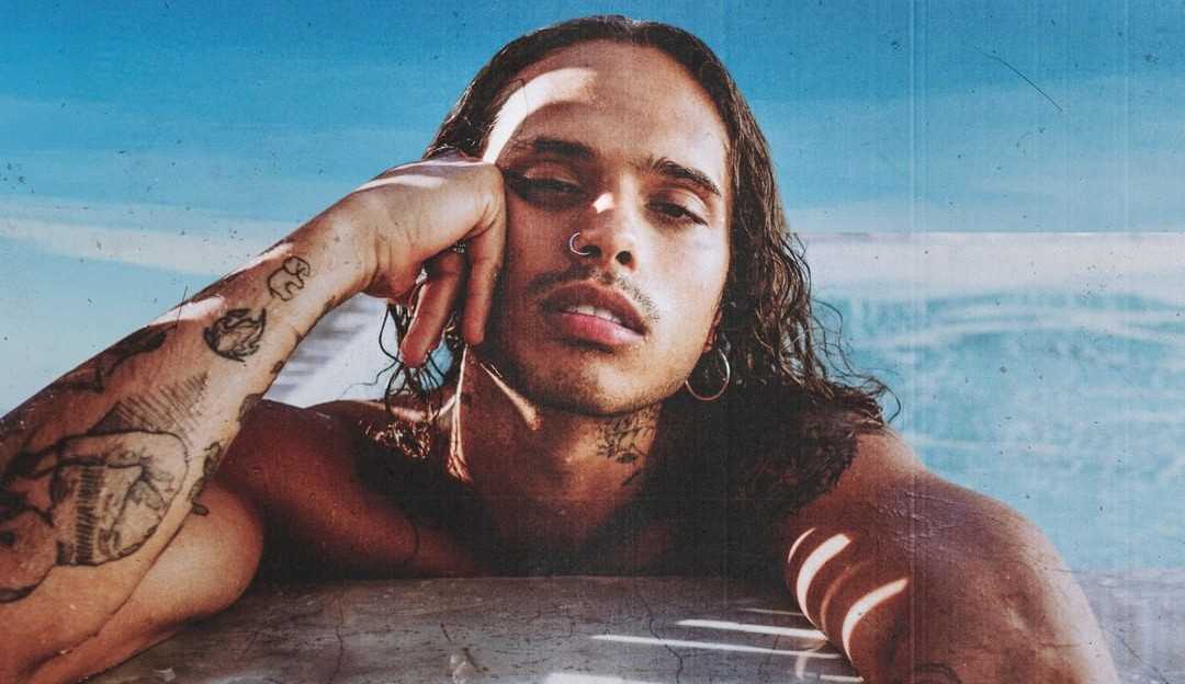 Vitão conta com apoio de famosos e seguidores na divulgação da nova música “Te Namorei”