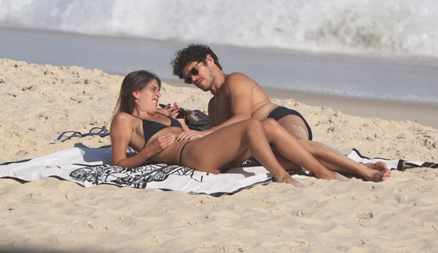 José Loreto e Bruna Lennon incendeiam praia em São Conrado