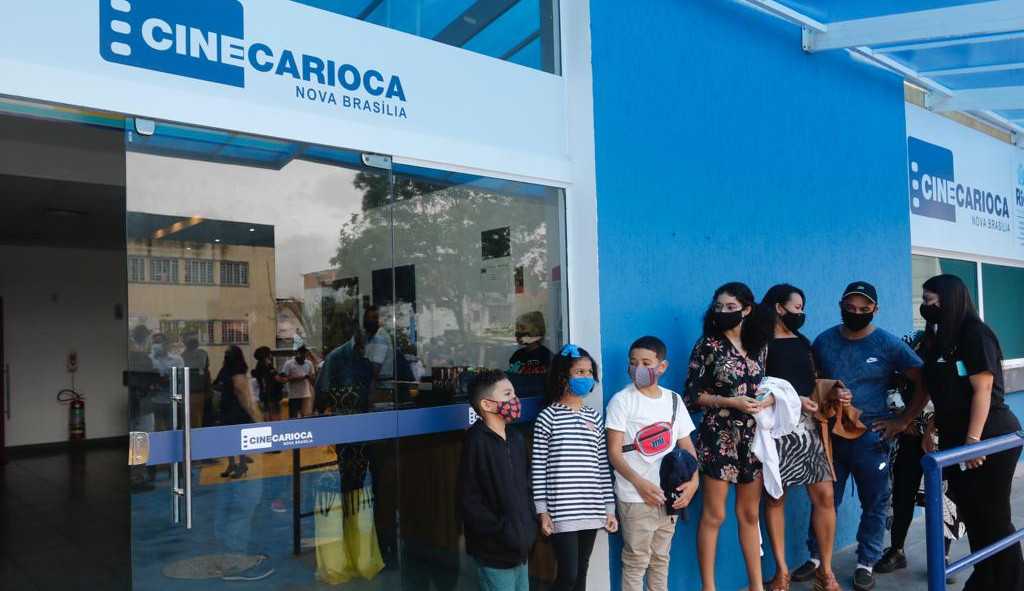 Prefeitura do Rio libera lotação máxima de programas culturais nesta segunda