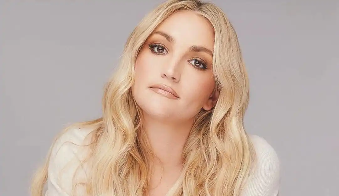 irmã de Britney Spears conta sobre pressão sofrida pela família para fazer aborto