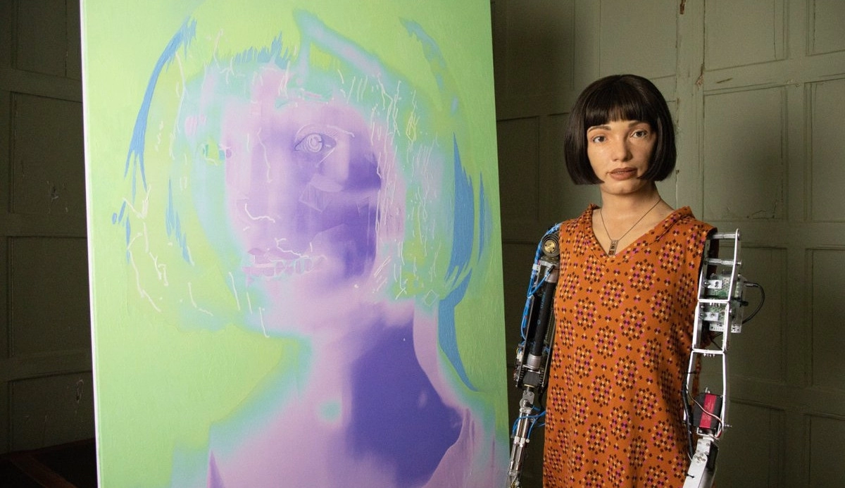 Egito detém robô Ai-Da no país por suspeita de que seu intuito seja a espionagem