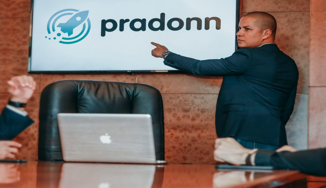 O empresário Robson Alves está no Brasil para reuniões de negócio