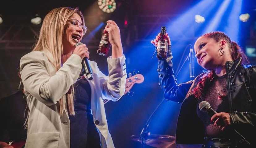 Maiara faz homenagem para Marília Mendonça: “/Que honra meu Deus”/