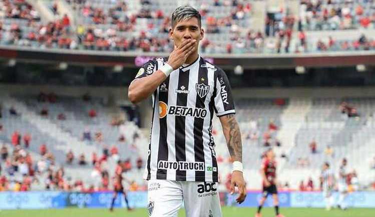 Atlético-MG abre placar e vence de 1 x 0 o  Athlético-PR